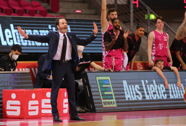 的威胁性进 的威胁性进