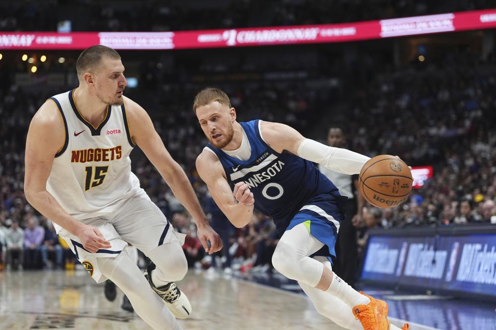 中脱颖而出 中脱颖而出